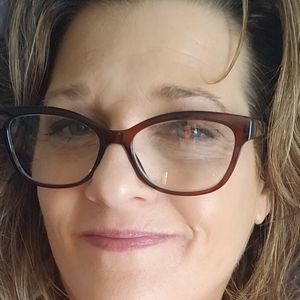 Meet your Posher, Kristin